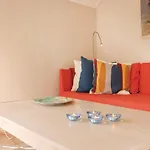 2 Bedroom Beautiful In Сasa de vacaciones *