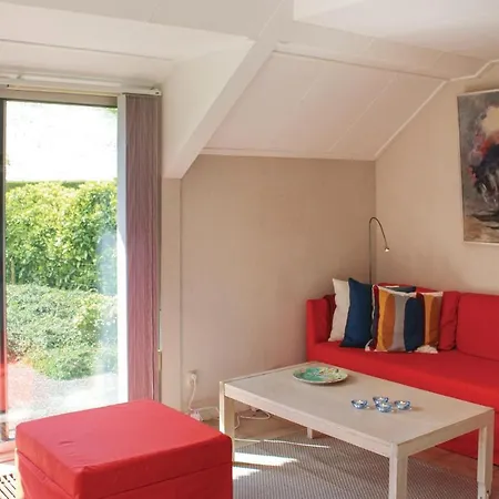 Σπίτι διακοπών 2 Bedroom Beautiful In